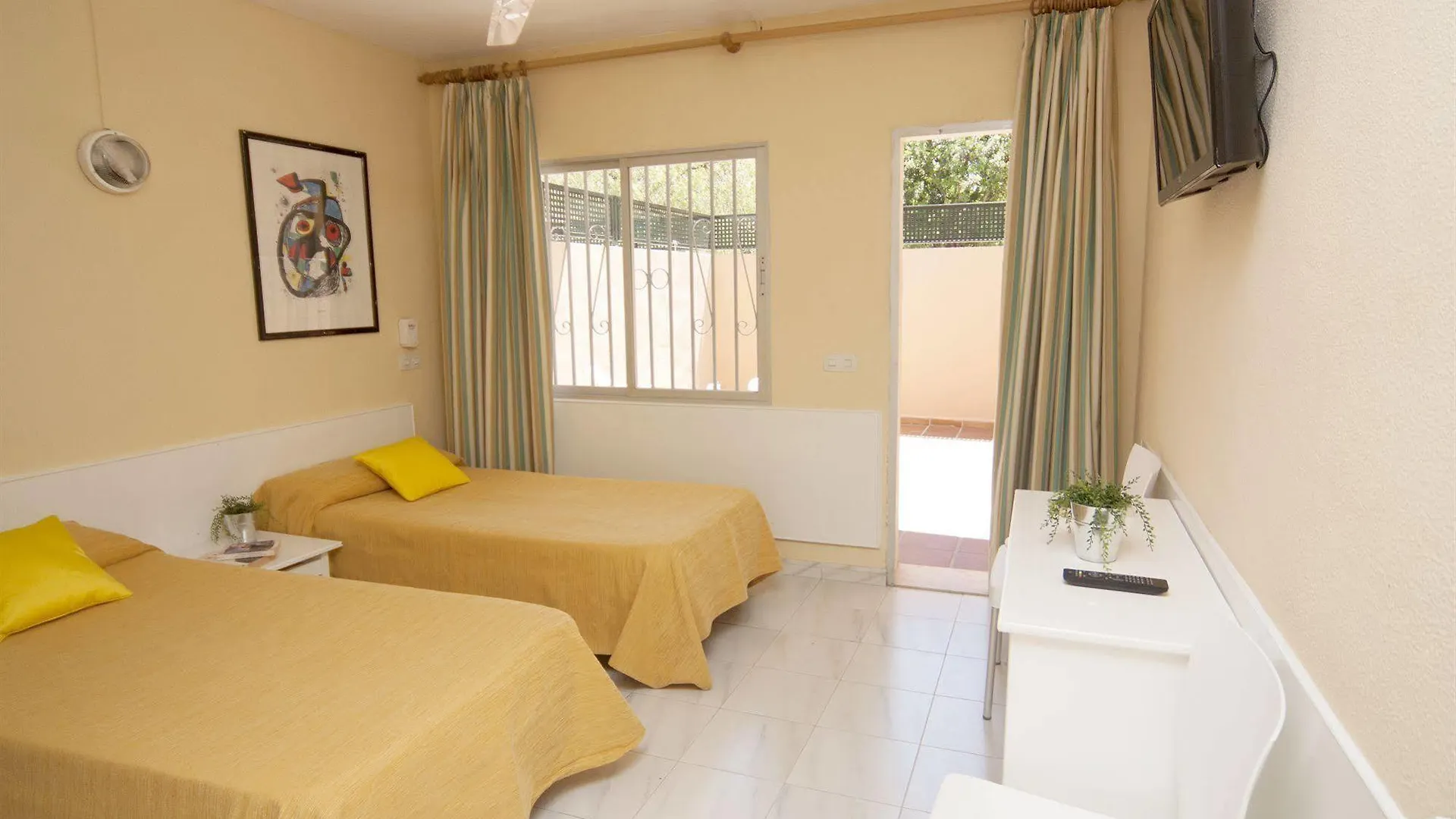 Naika Studios & Apartments Palma Nova  Spain