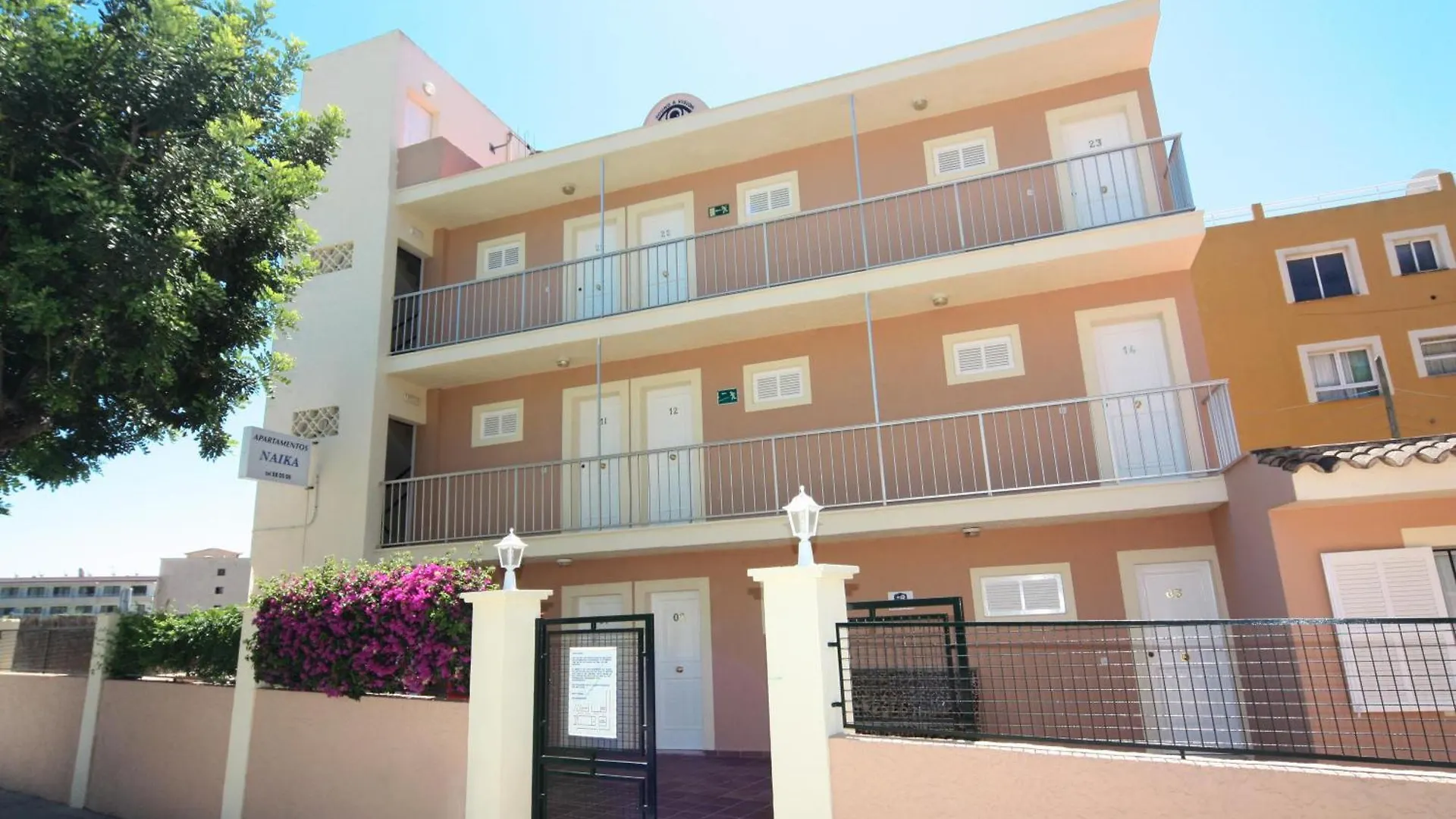 Naika Studios & Apartments Palmanova