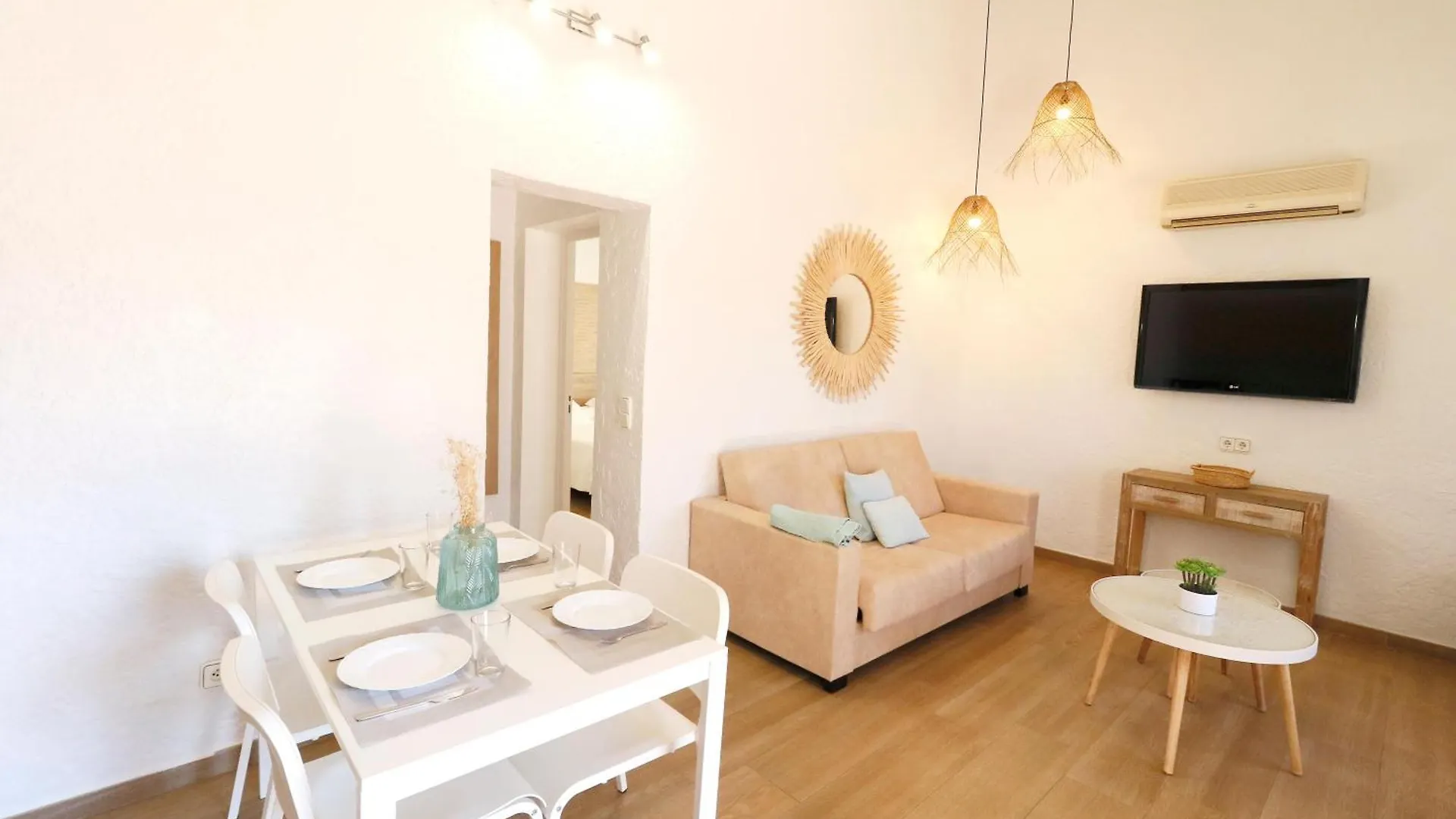 Naika Studios & Apartments Palmanova Spanje