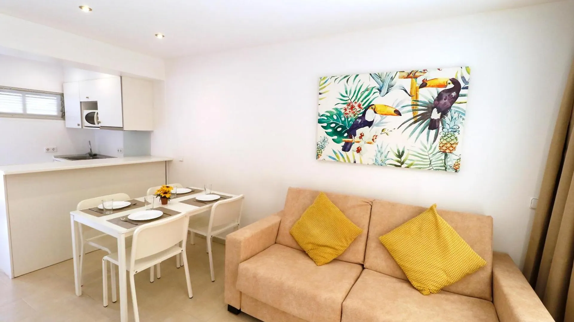 Naika Studios & Apartments Palmanova