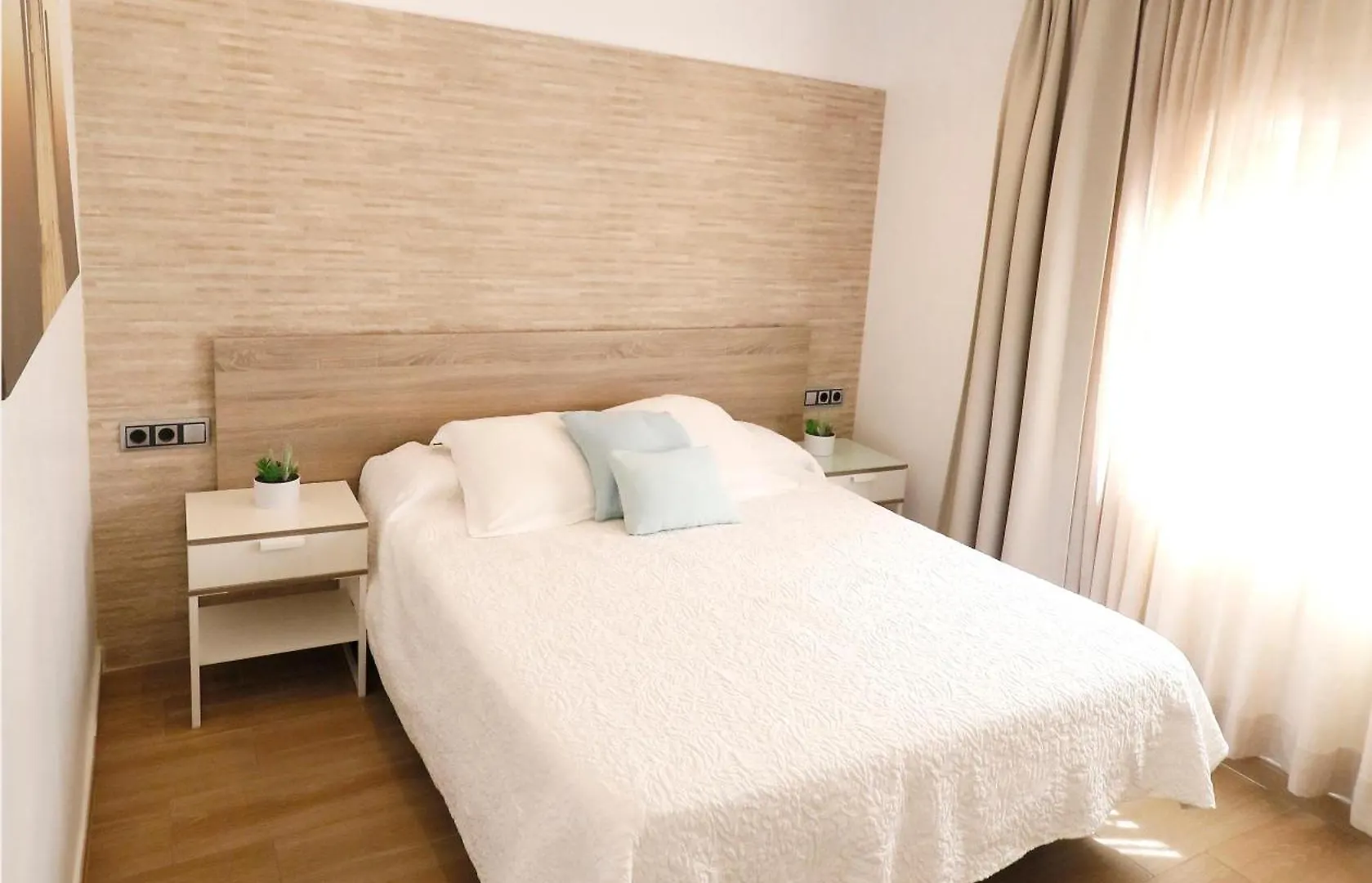 Naika Studios & Apartments Palmanova
