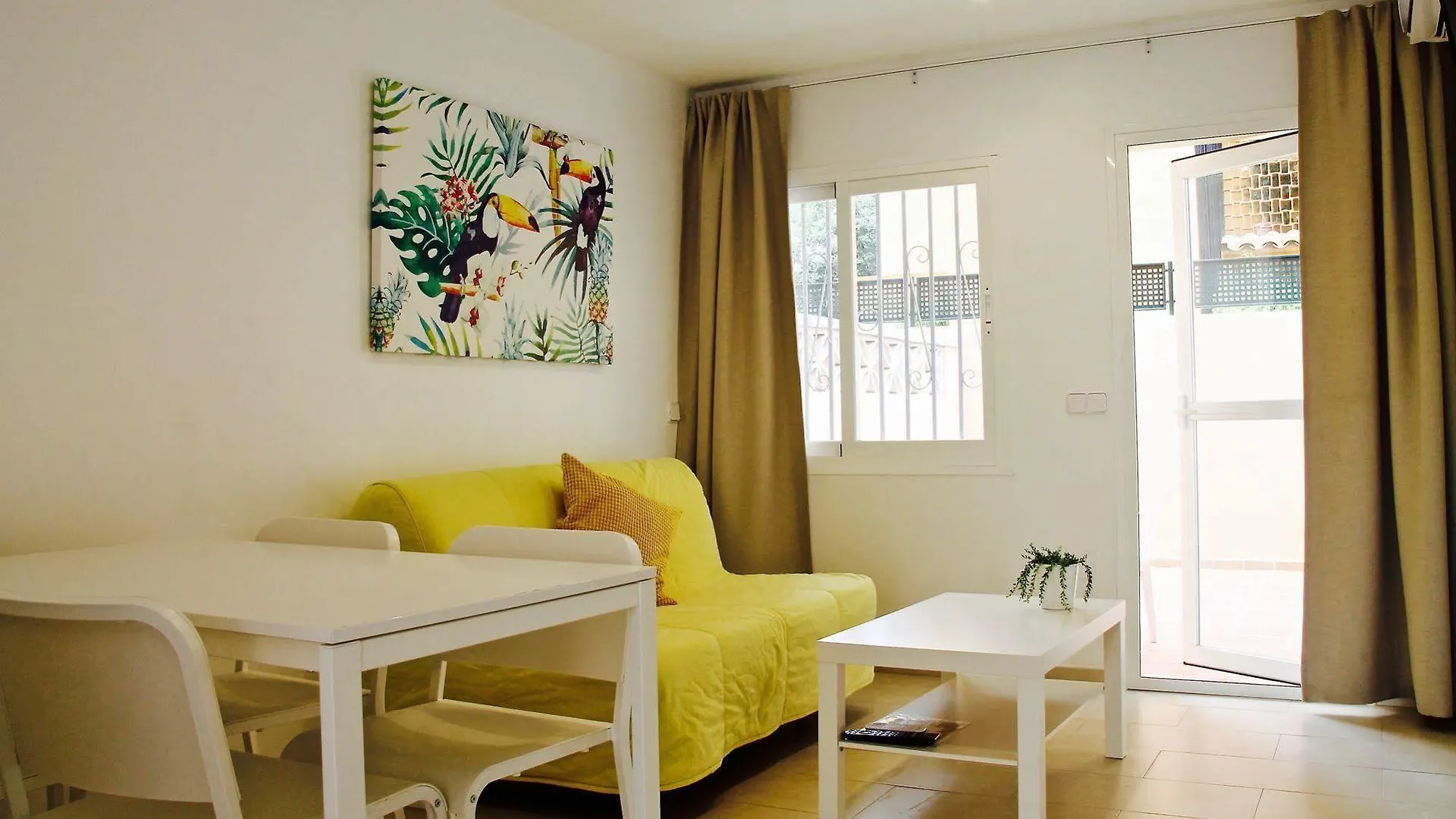 Naika Studios & Apartments Palmanova